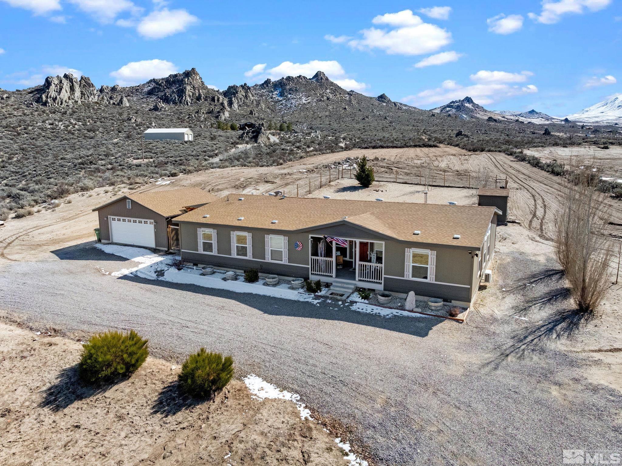95 Arabian Way Reno, NV 89508 - Photo 4 of 35 Photo 4