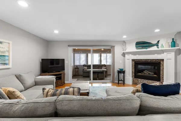 $889,000 | 37 Carlson Lane, Unit 12, Falmouth, MA 02540