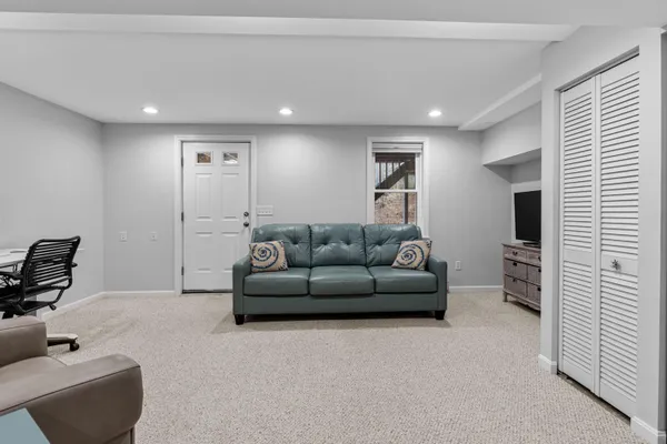 $889,000 | 37 Carlson Lane, Unit 12, Falmouth, MA 02540