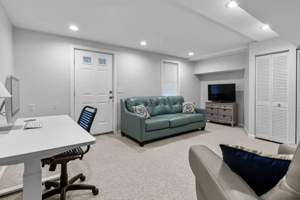 $889,000 | 37 Carlson Lane, Unit 12, Falmouth, MA 02540