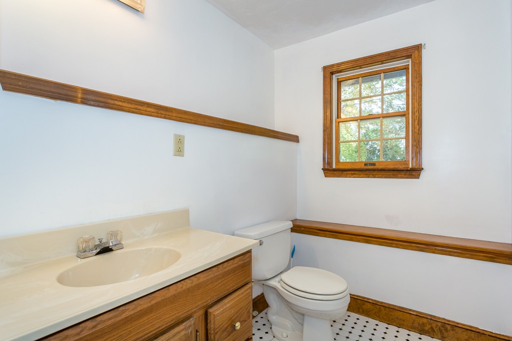 26 Unity Street Quincy, MA 02169 - Photo 15 of 24 Gallery Image 15