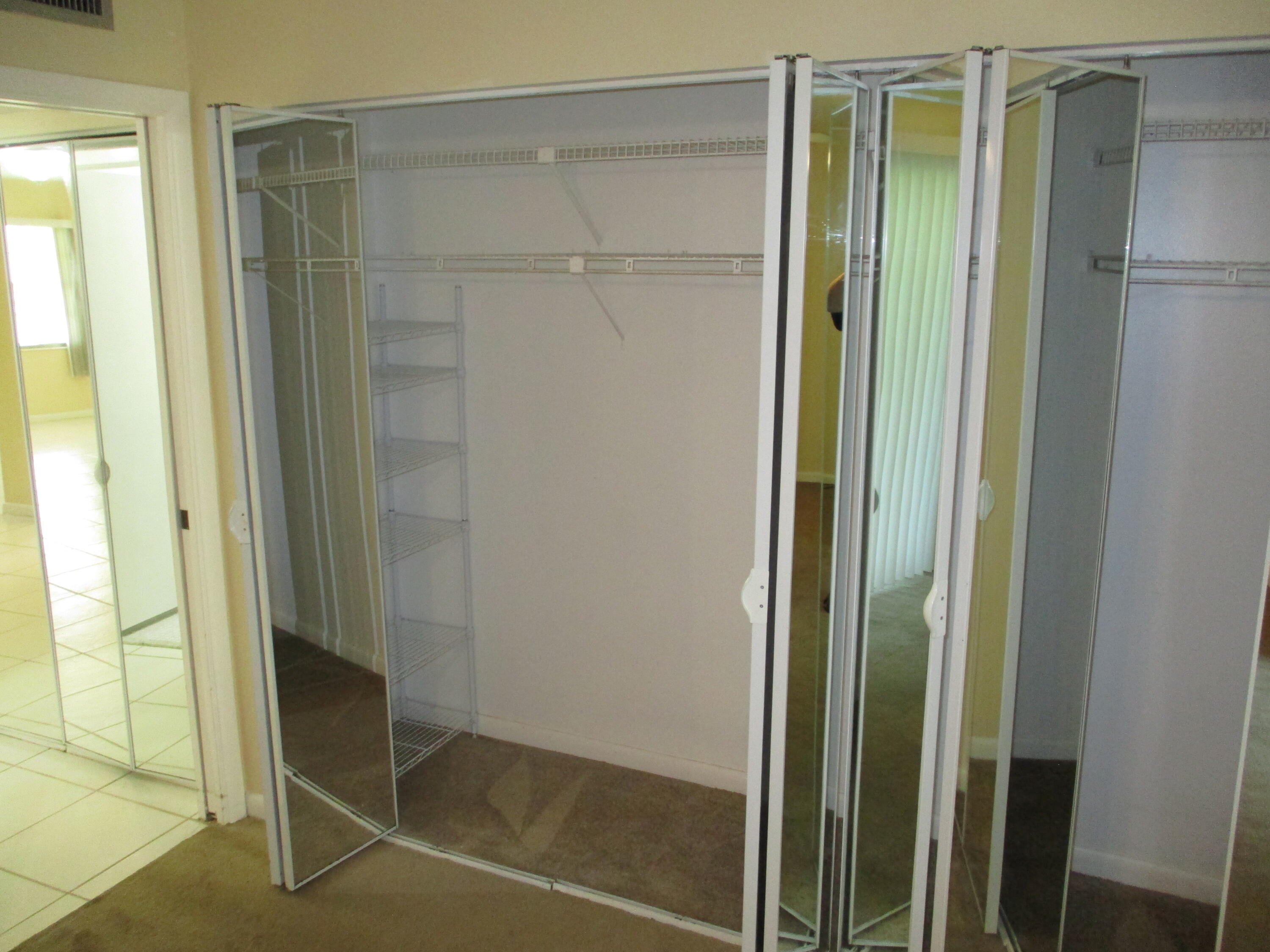506 Mansfield M Boca Raton, FL 33434 - Photo 21 of 37 IMG_0545