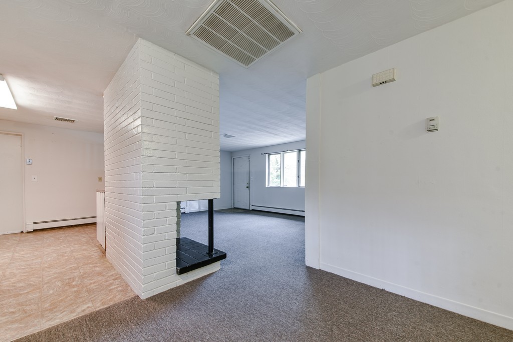 14 Saybrook Road Framingham, MA 01701 - Photo 8 of 27