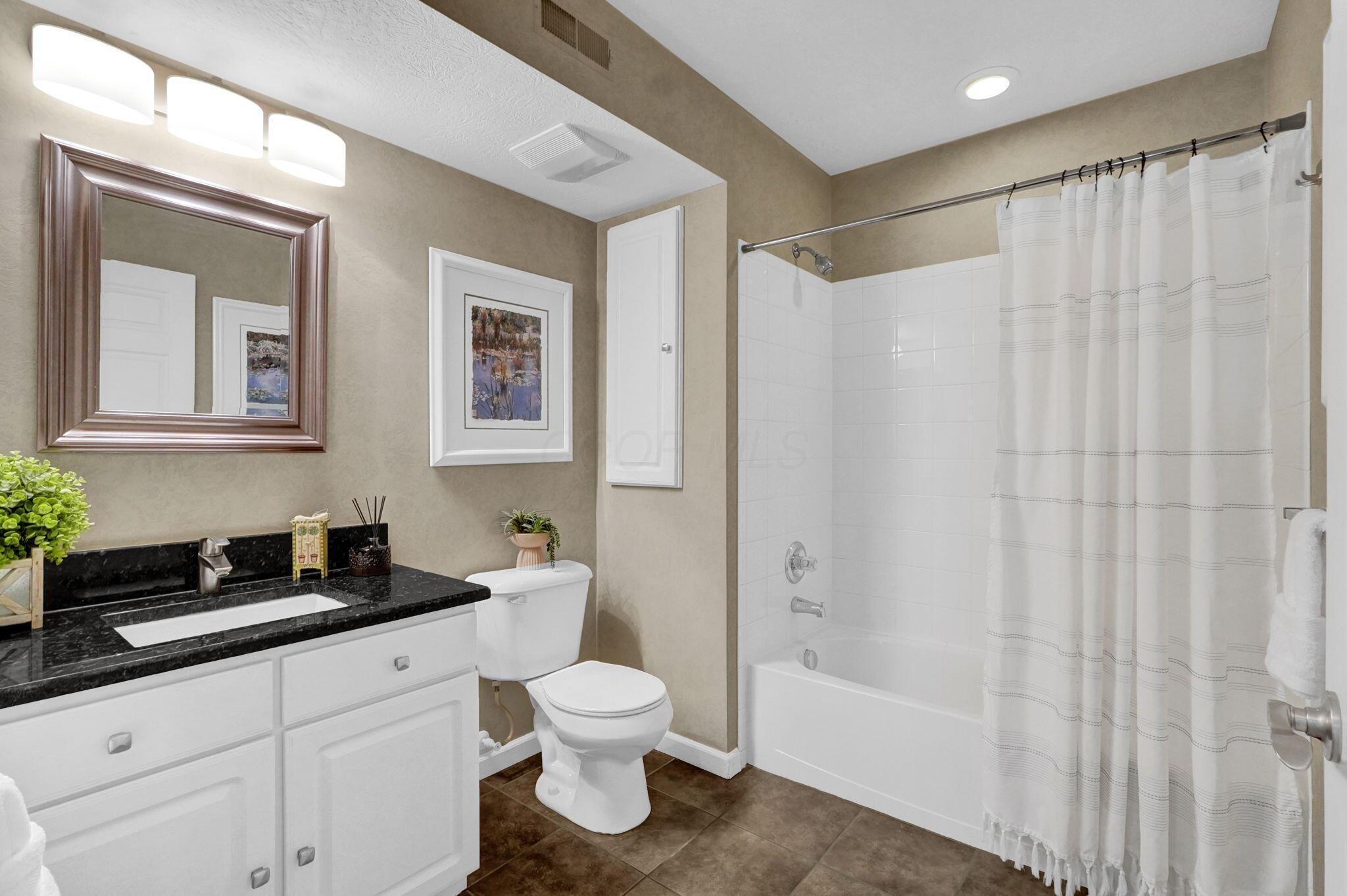5260 Apple Ridge Place Westerville, OH 43081 - Photo 28 of 42 Bath 3 (2nd Floor) - View 1