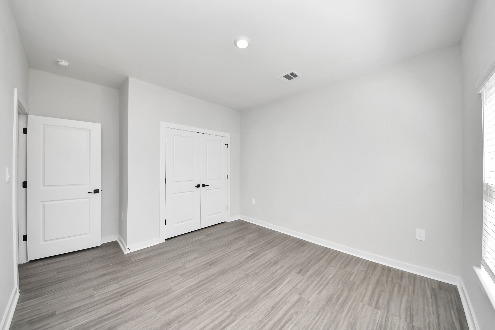 7711 Longmire Road, Unit 57 Conroe, TX 77304 - Photo 10 of 48 Bedroom 2 with Closet