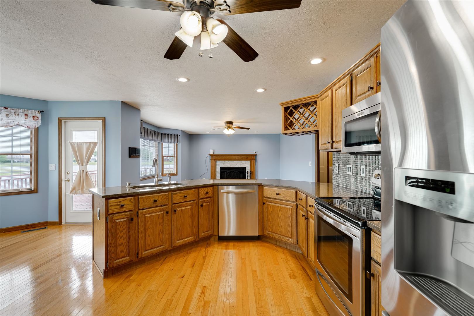6 Swan Lake Road Bloomington, IL 61704 - Photo 14 of 41 Gallery Image 14