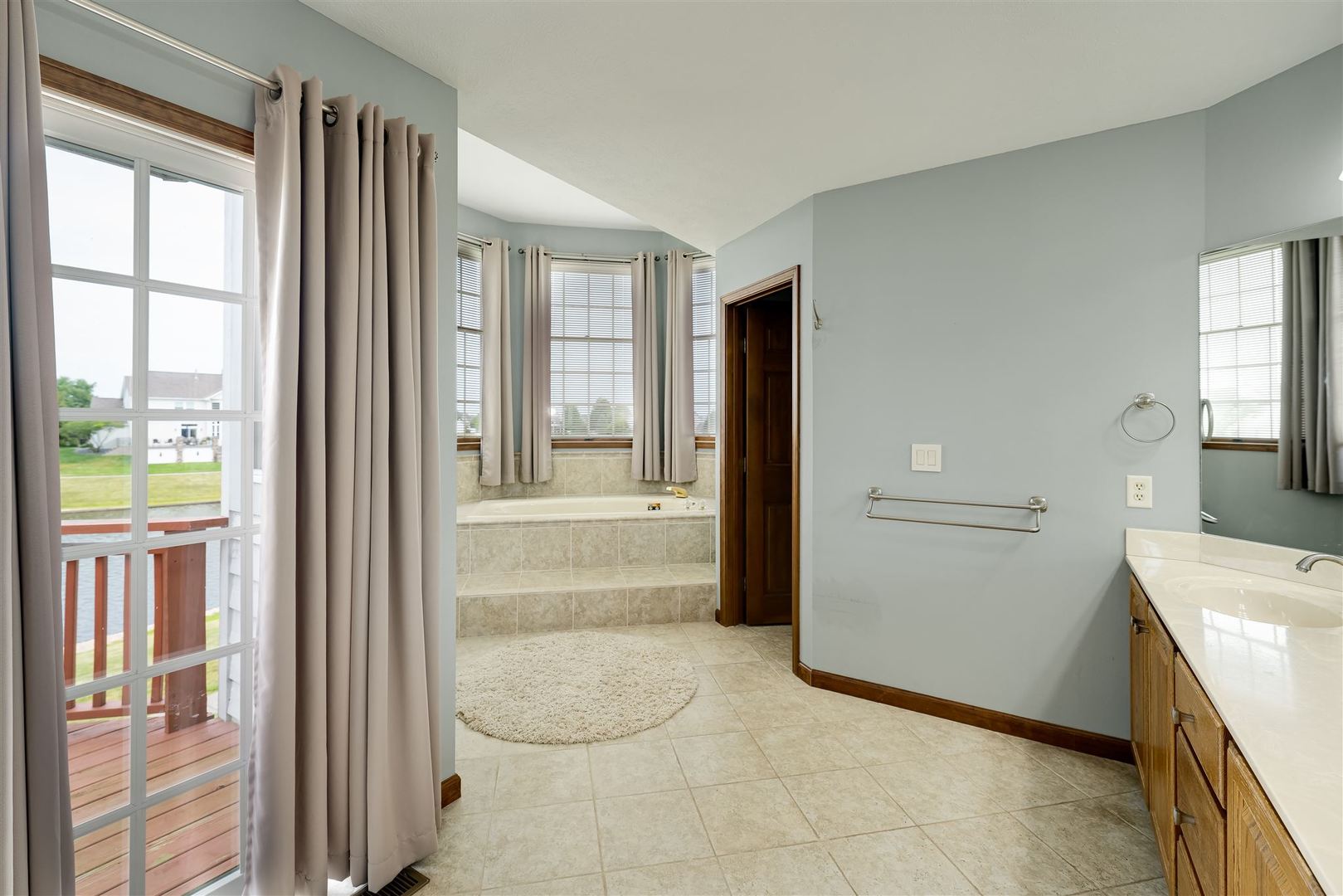 6 Swan Lake Road Bloomington, IL 61704 - Photo 24 of 41 Gallery Image 24