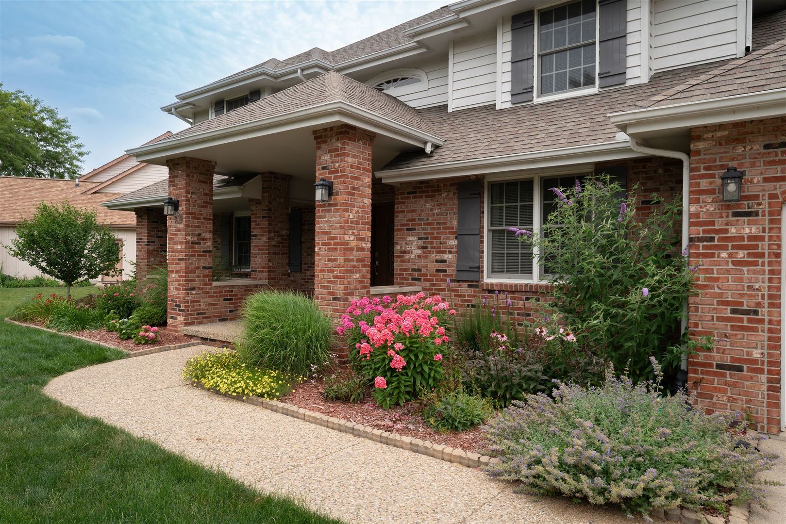 6 Swan Lake Road Bloomington, IL 61704 - Photo 4 of 41 Gallery Image 4
