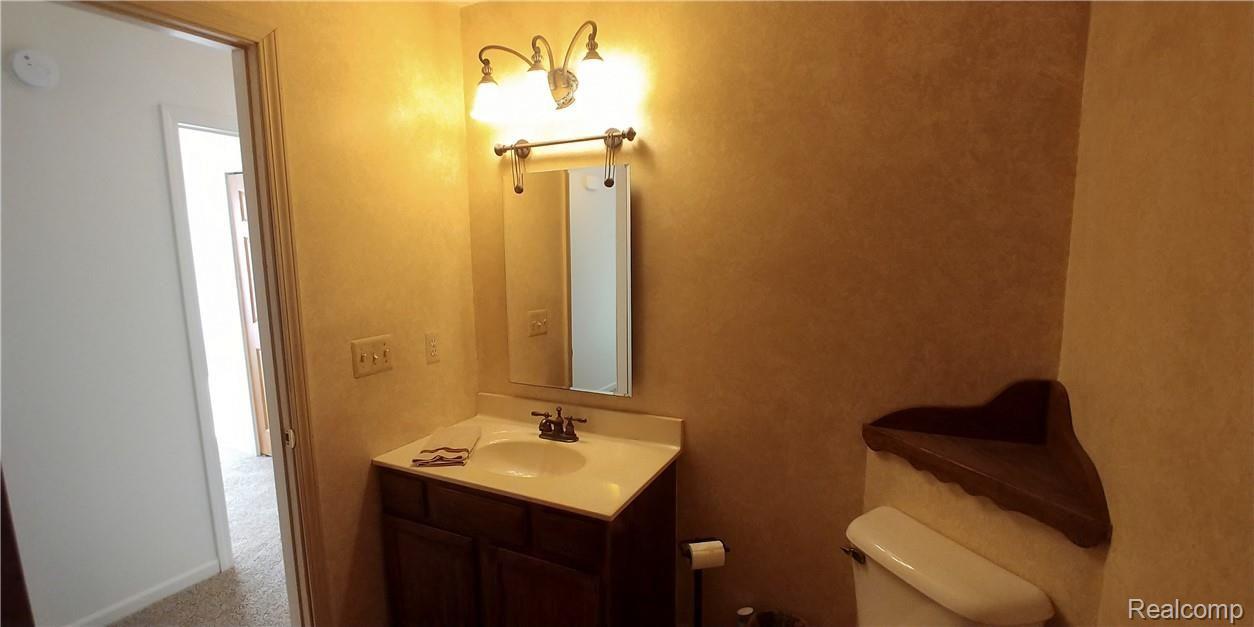 886 Chase Lake Road Howell, MI 48855 - Photo 17 of 52 6a.jpg