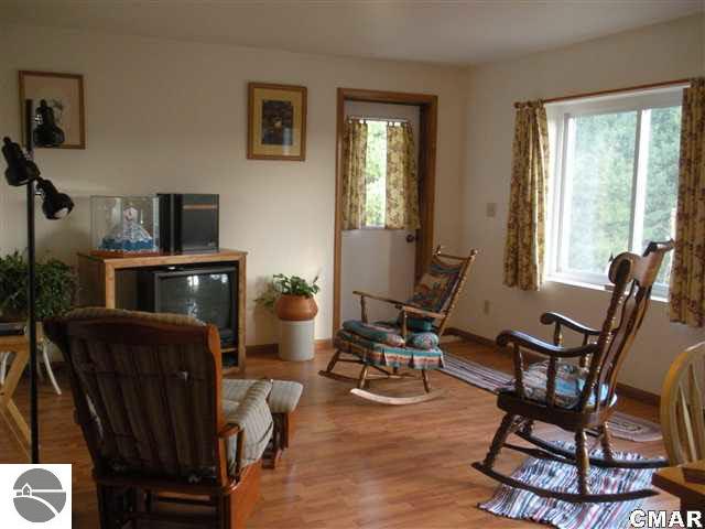 3535 Maple Grv Road Farwell, MI 48622 - Photo 4 of 16 1771982-3.JPG