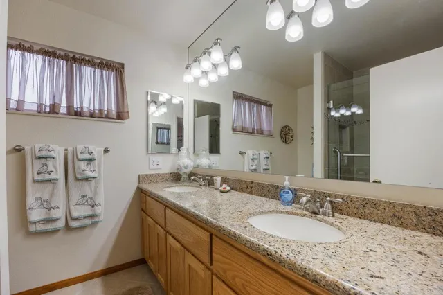 $1,158,000 | 7413 Rowena Street, San Diego, CA 92119