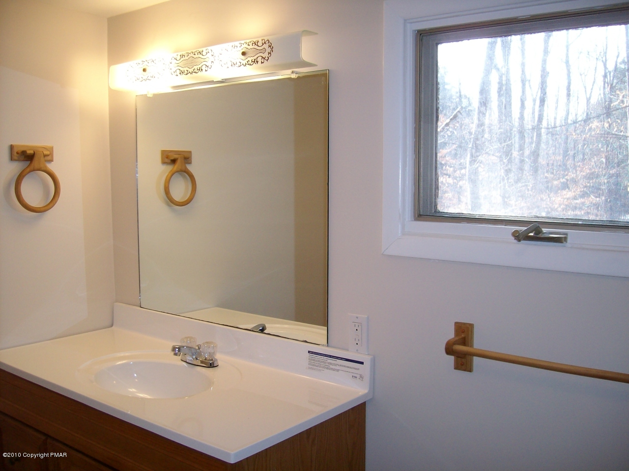 67 King Arthur Road Blakeslee, PA 18610 - Photo 19 of 21 Bathroom 2