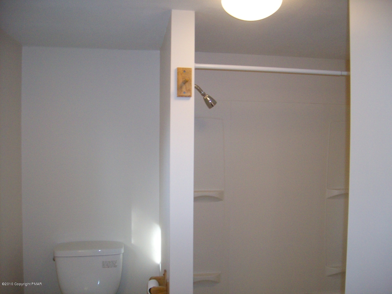 67 King Arthur Road Blakeslee, PA 18610 - Photo 20 of 21 Bathroom 2 View 2