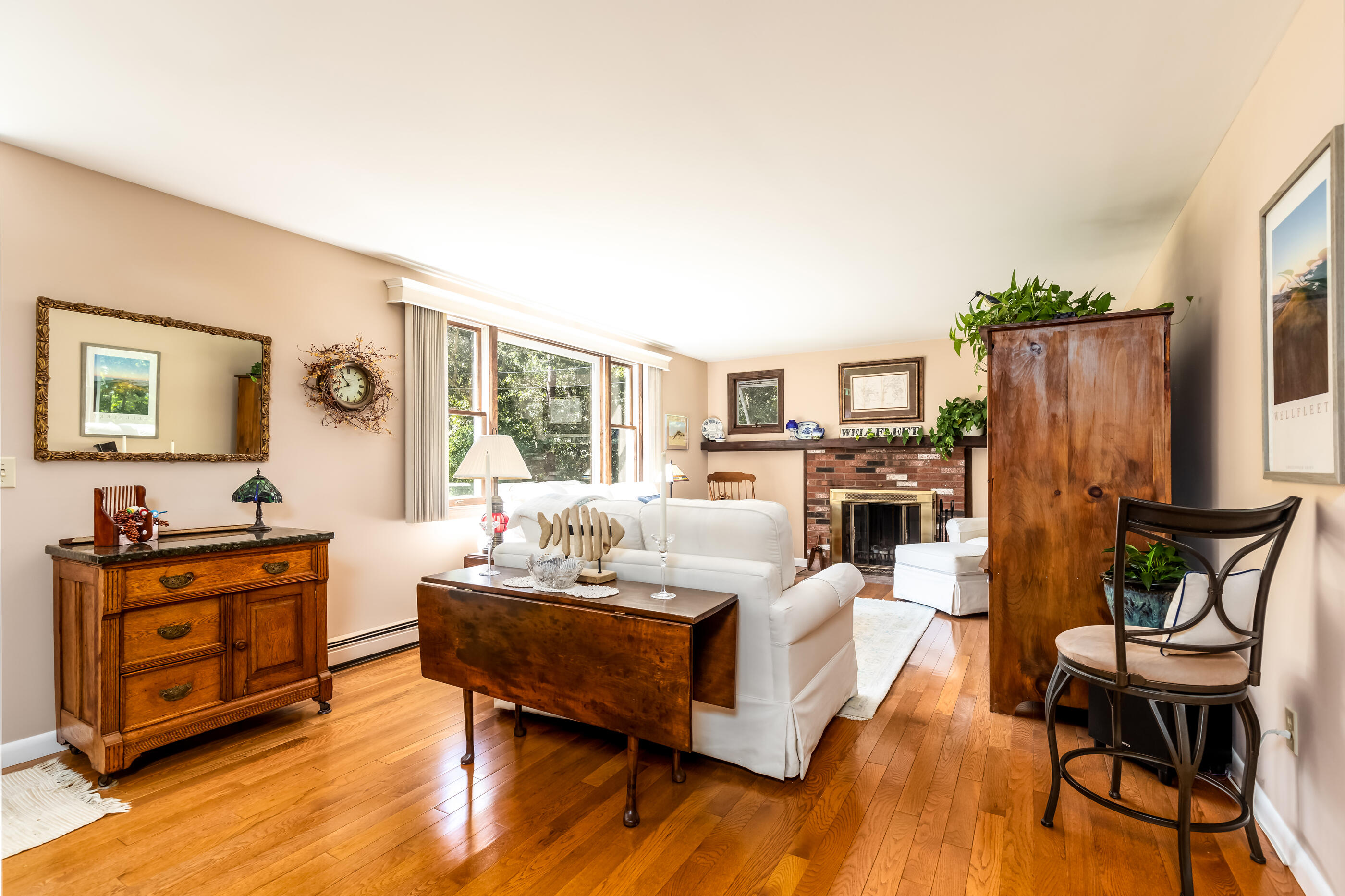 130 Pilgrim Spring Road Wellfleet, MA 02667 - Photo 16 of 39 27
