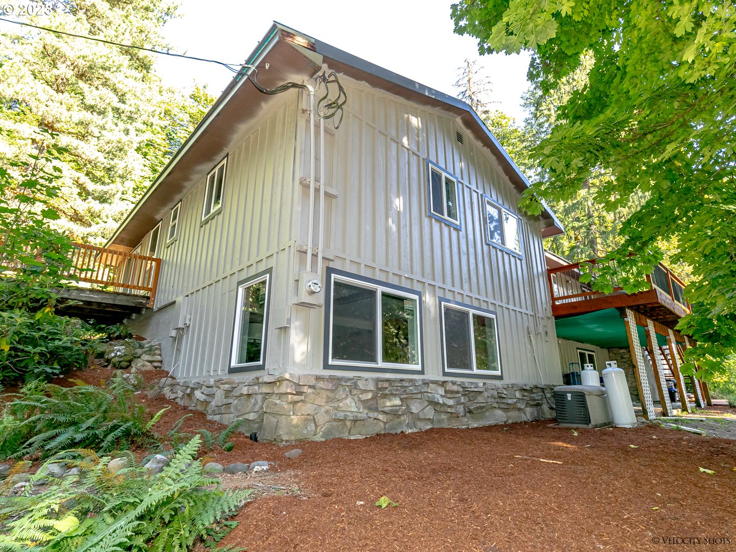 27515 Belle Lake Road Rhododendron, OR 97049 - Photo 38 of 42 Gallery Image 38