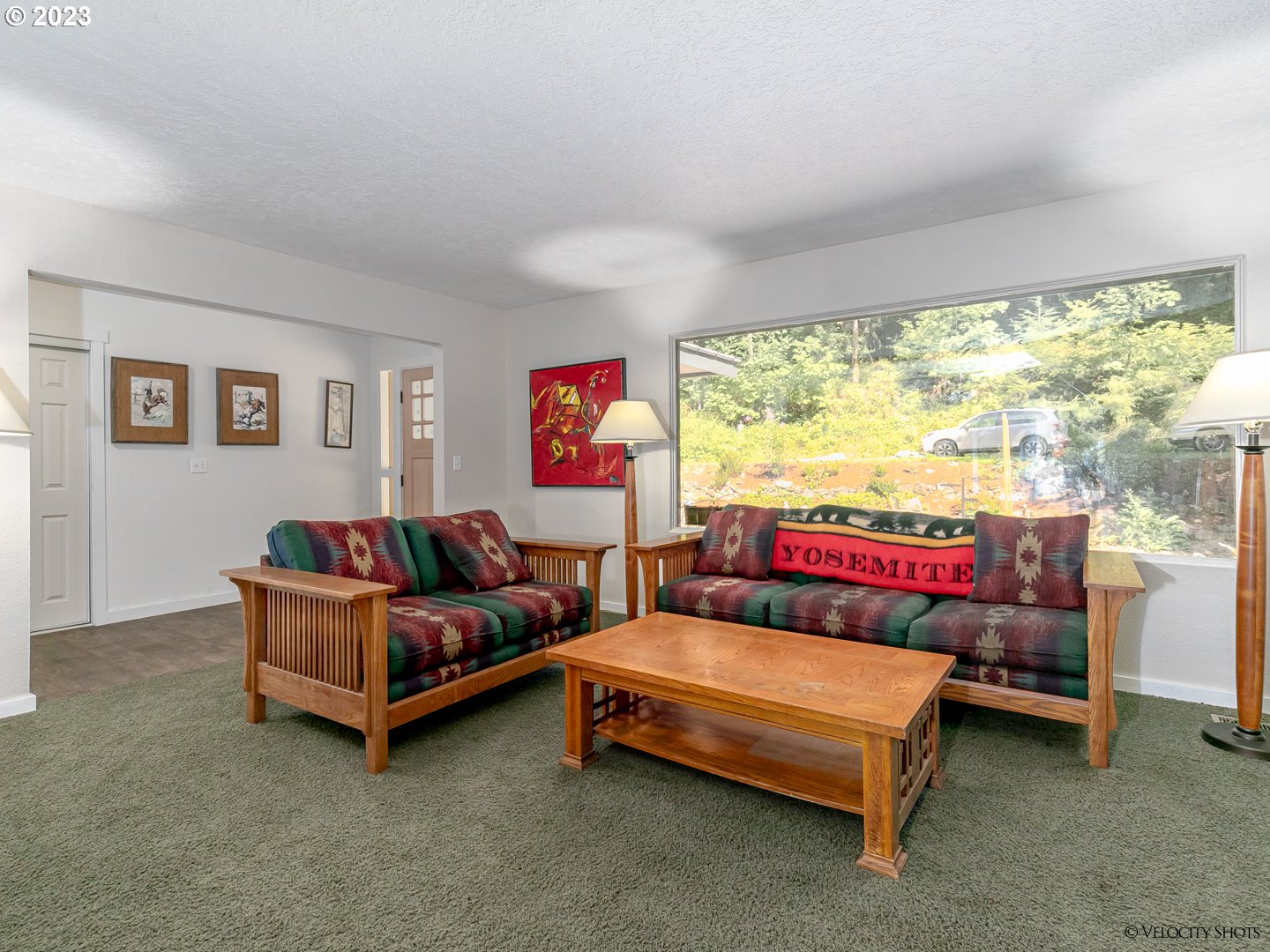 27515 Belle Lake Road Rhododendron, OR 97049 - Photo 8 of 42 Living Room