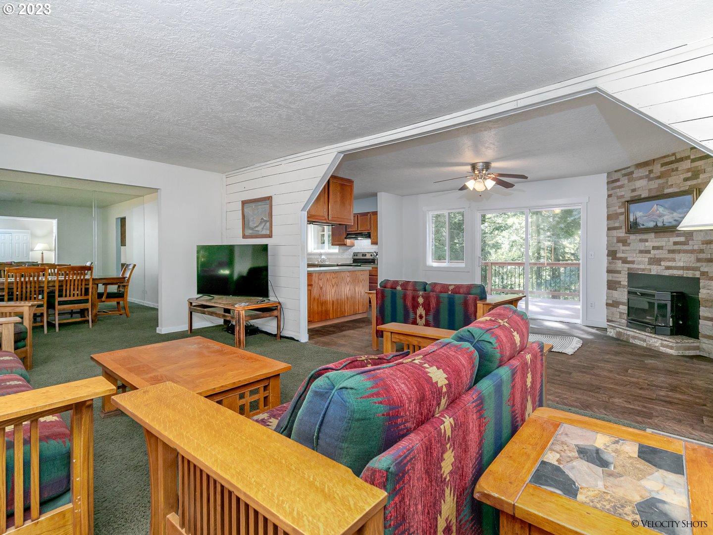27515 Belle Lake Road Rhododendron, OR 97049 - Photo 10 of 42 Gallery Image 10