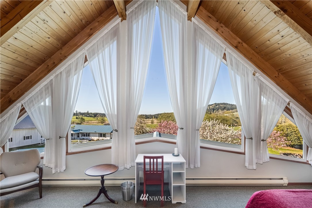 2687 West Valley Road Friday Harbor, WA 98250 - Photo 21 of 37 Gallery Image 21