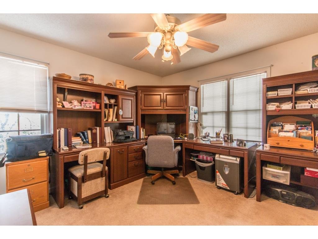 669 Peoples Road Bristol, TN 37620 - Photo 14 of 25 office