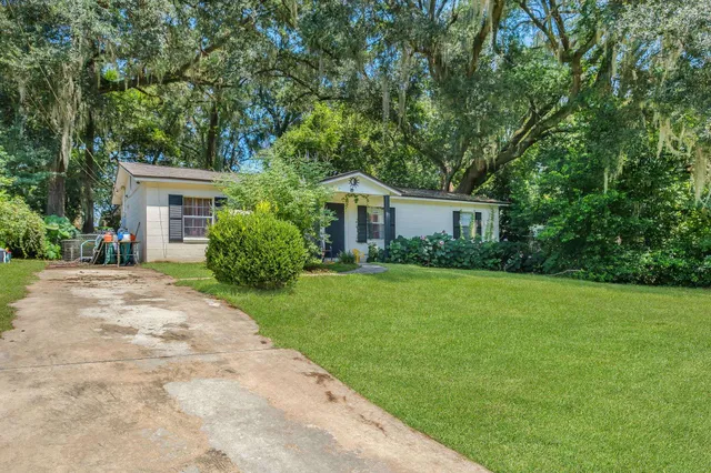 $220,000 | 2052 Harriet Drive, Tallahassee, FL 32303