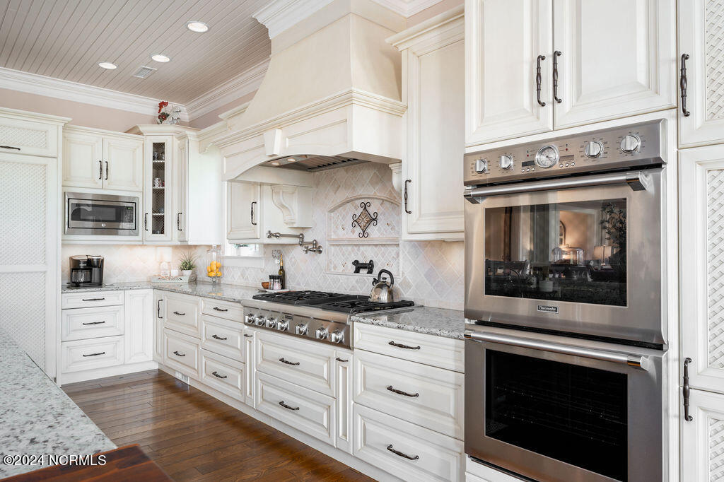 828 Gull Point Road Wilmington, NC 28405 - Photo 25 of 80 1043