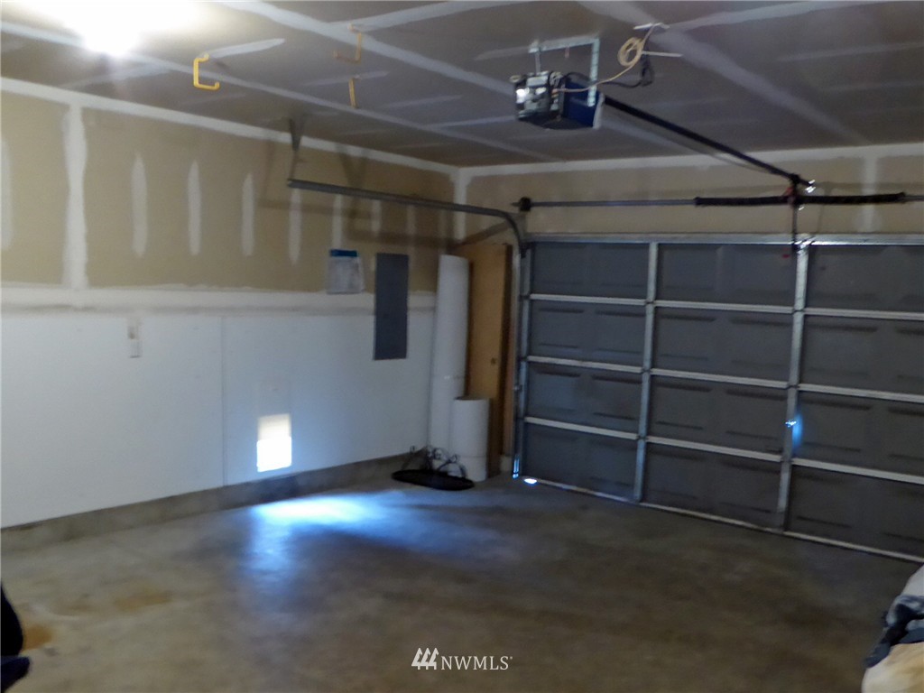 18436 Citrus Street Southwest Rochester, WA 98579 - Photo 15 of 21