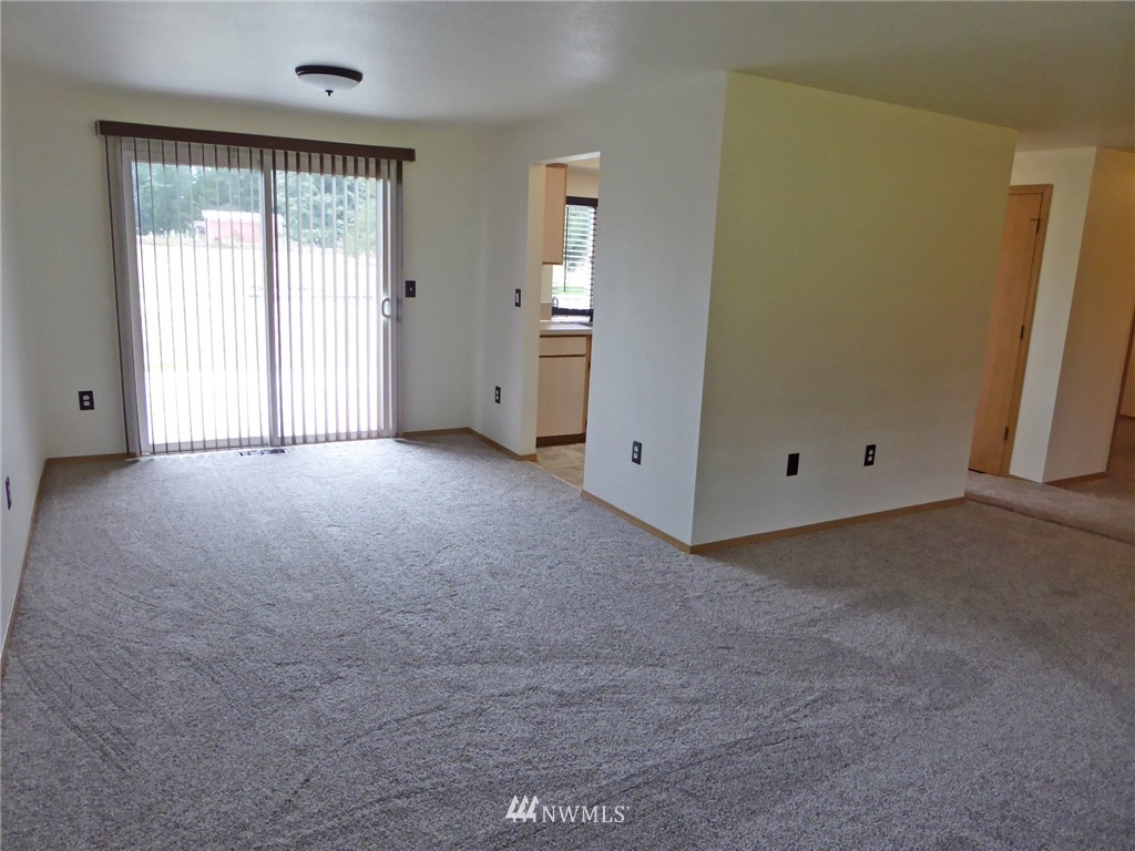 18436 Citrus Street Southwest Rochester, WA 98579 - Photo 6 of 21