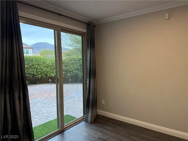 $5,000 | 304 Rezzo Street, Las Vegas, NV 89138