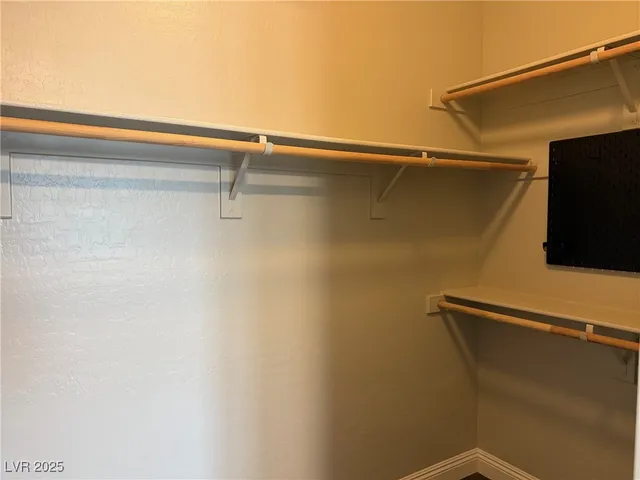 $5,000 | 304 Rezzo Street, Las Vegas, NV 89138