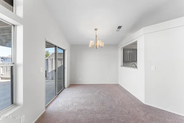 $479,990 | 37031 Firethorn Street, Palmdale, CA 93550