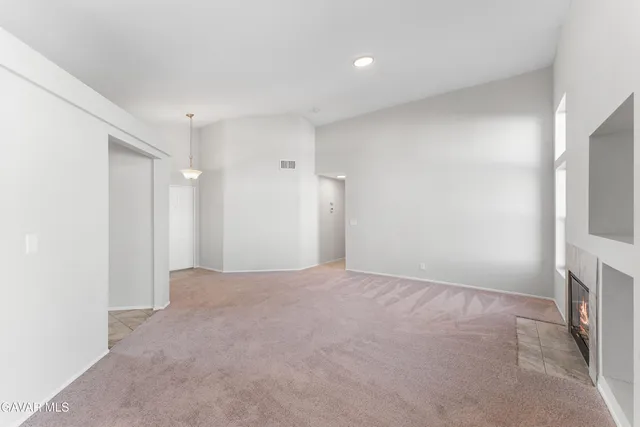 $479,990 | 37031 Firethorn Street, Palmdale, CA 93550