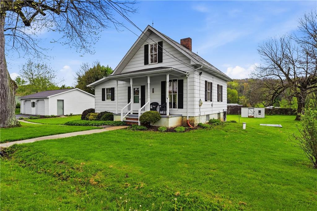 376 Old Rte 19 New Castle, PA 16101 - Photo 1 of 40 Front