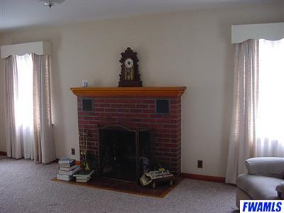 3300 Sand Point Road Fort Wayne, IN 46809 - Photo 4 of 7