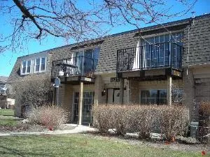 $1,750 | 1125 Pleasant Run Drive, Unit 810, Wheeling, IL 60090