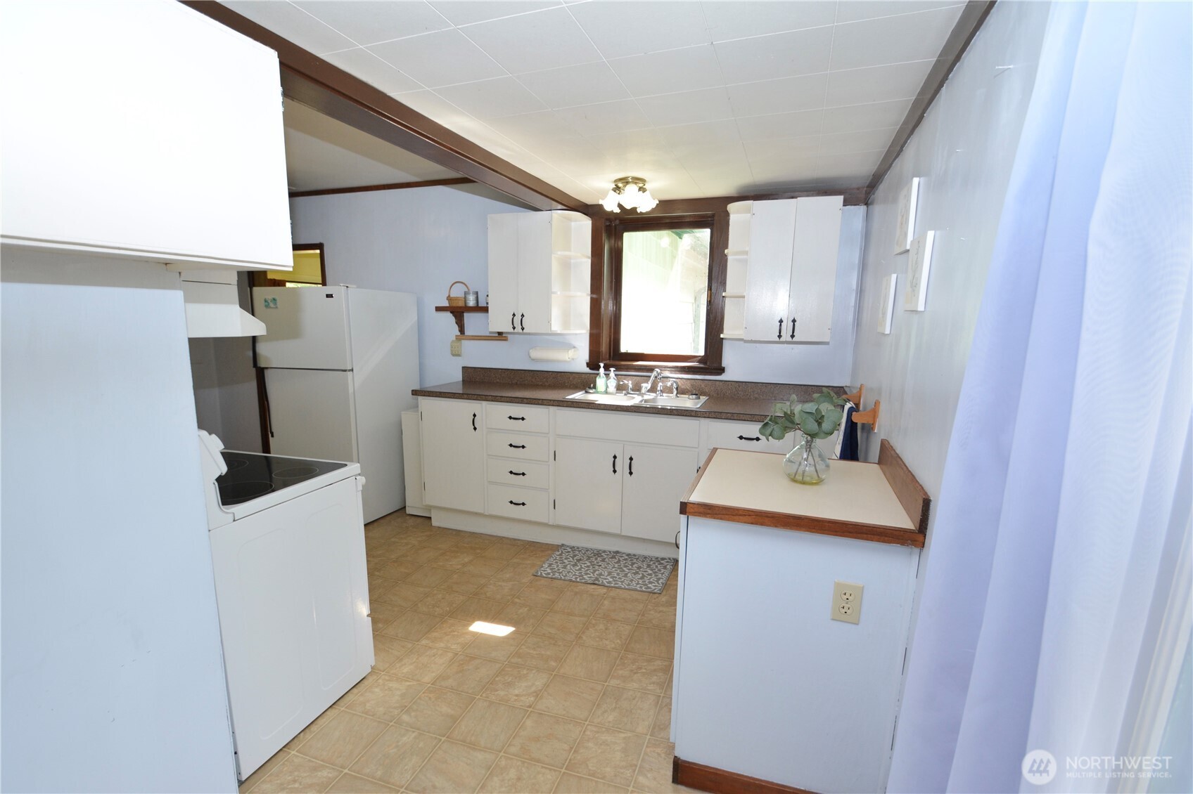 10347 Clark Road Southeast Yelm, WA 98597 - Photo 9 of 33 Gallery Image 9