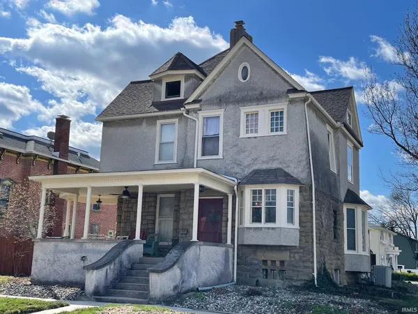 $424,900 | 307 North Van Buren Street, Auburn, IN 46706