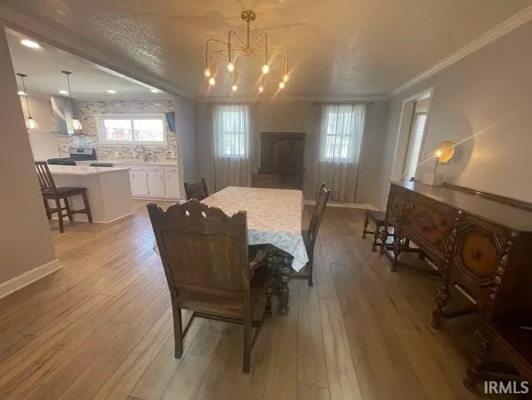 $424,900 | 307 North Van Buren Street, Auburn, IN 46706