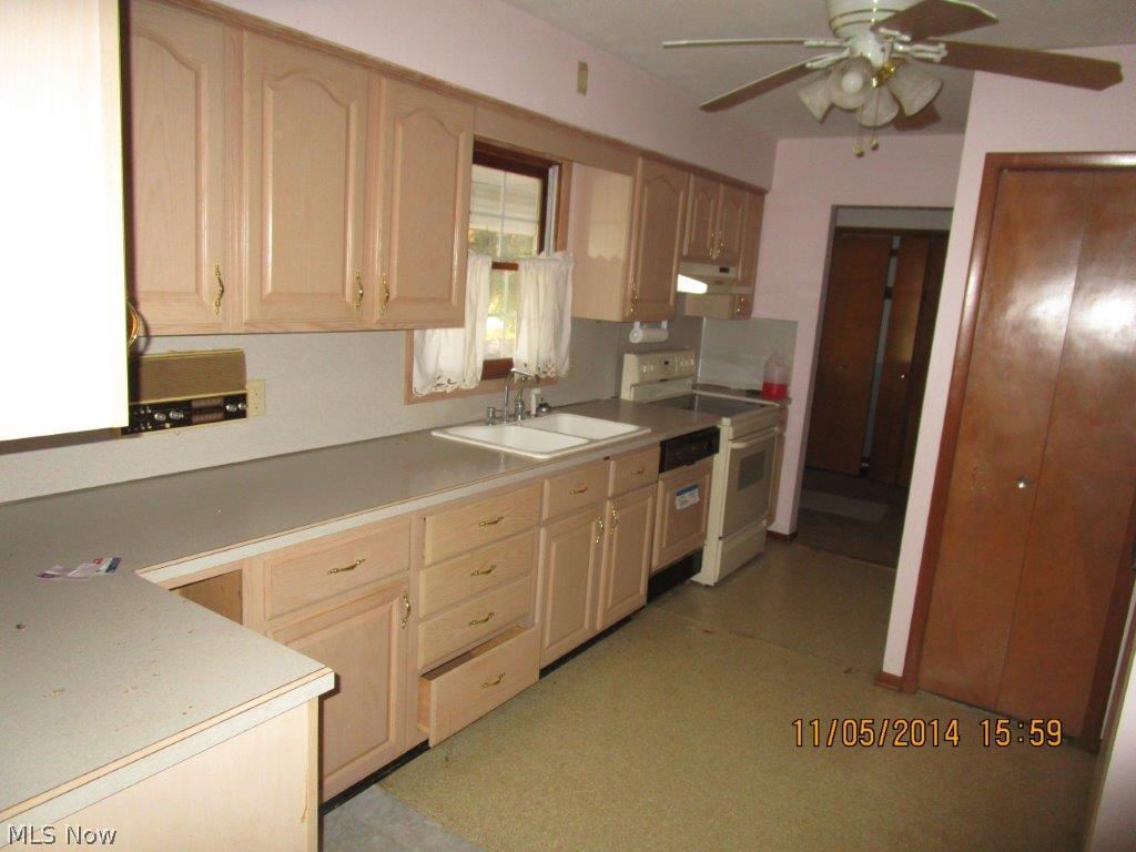 2497 Smith Road Akron, OH 44333 - Photo 7 of 22