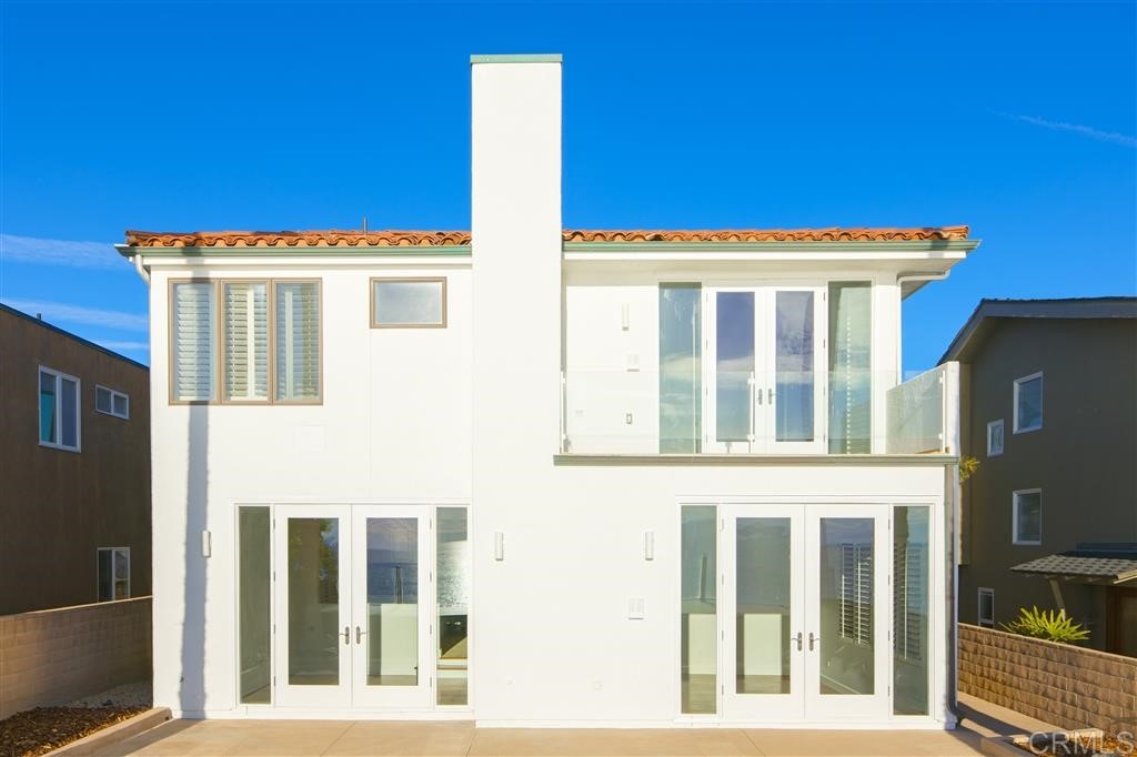 304 Neptune Avenue Encinitas, CA 92024 - Photo 2 of 21