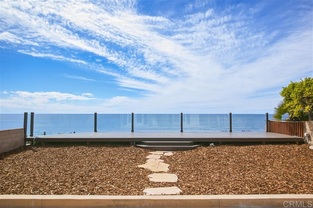 304 Neptune Avenue Encinitas, CA 92024 - Photo 3 of 21