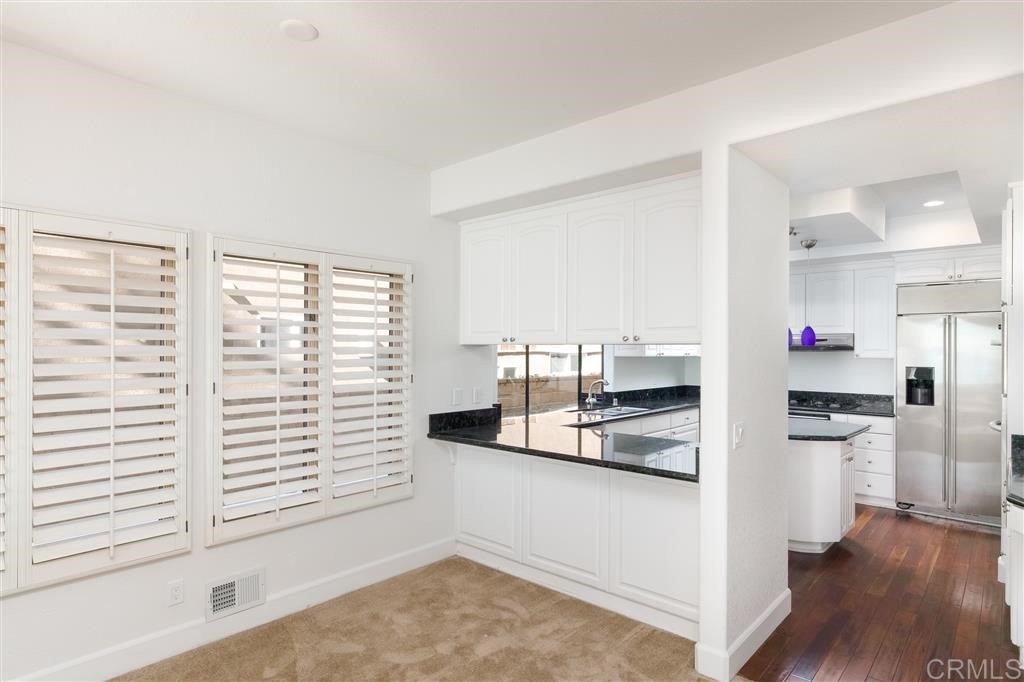 304 Neptune Avenue Encinitas, CA 92024 - Photo 8 of 21