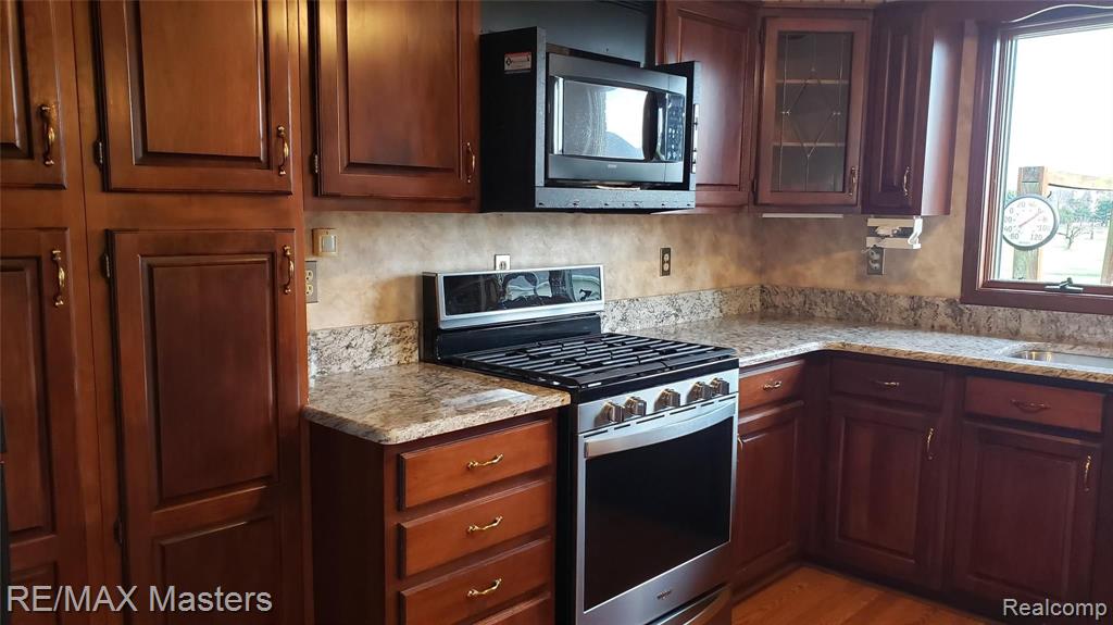 2466 Carleton West Road Carleton, MI 48117 - Photo 9 of 48 Gallery Image 9