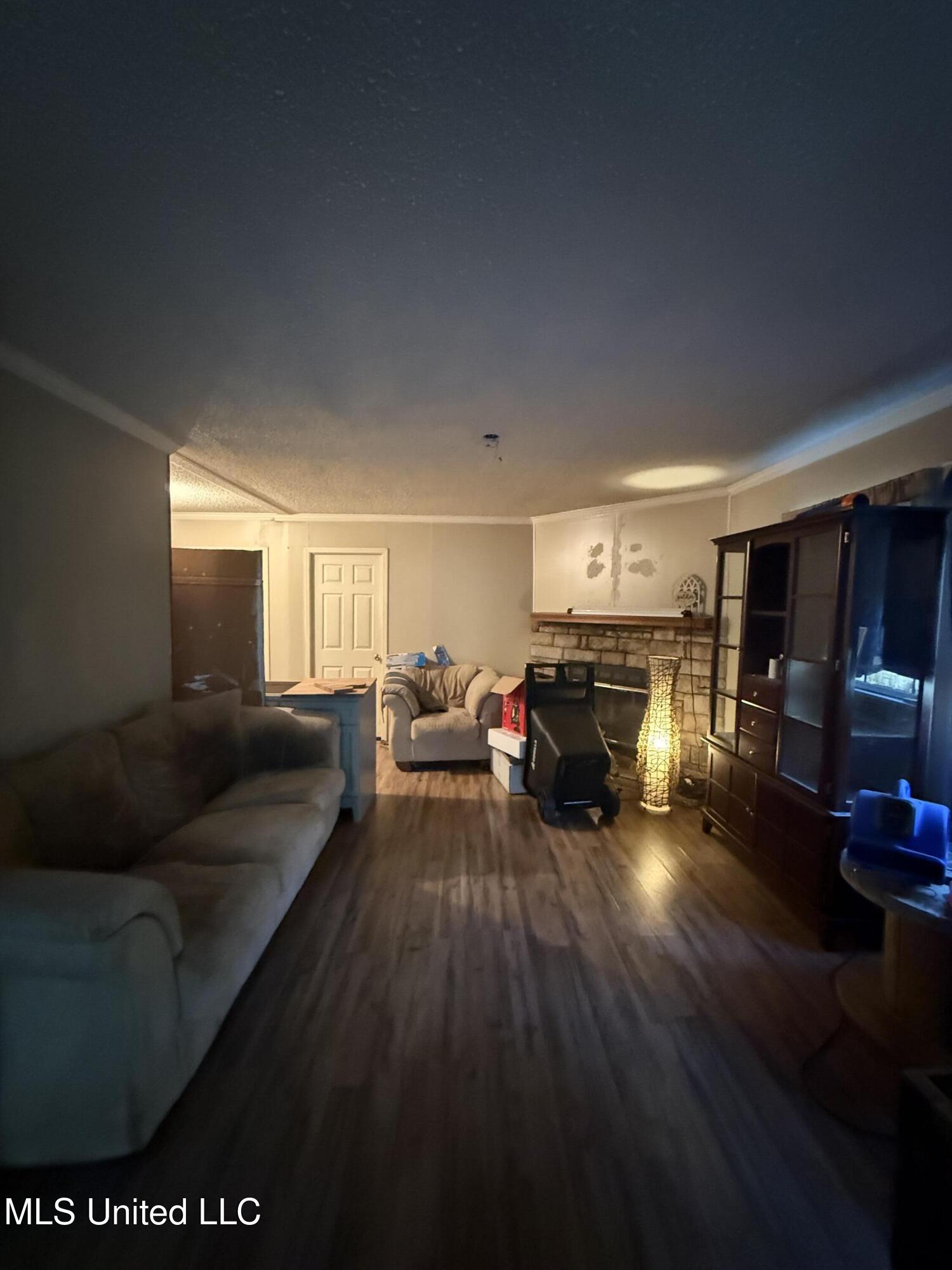 210 Lee Anderson Road Lucedale, MS 39452 - Photo 6 of 15 Living room
