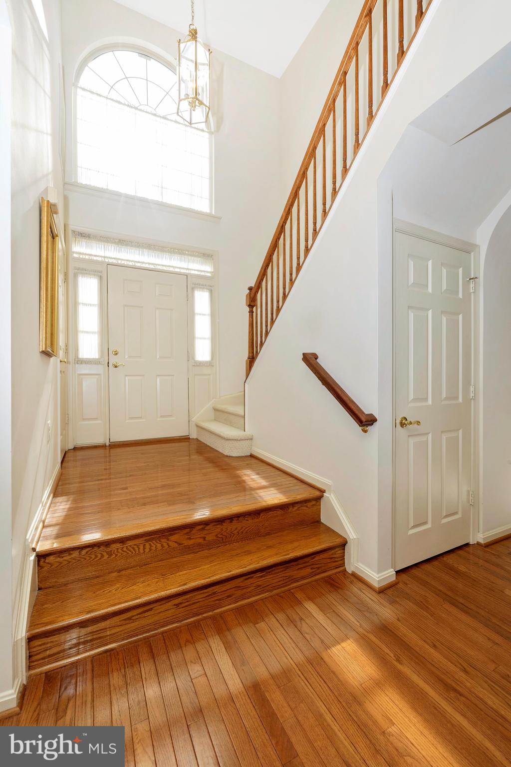 2500 Five Shillings Road Frederick, MD 21701 - Photo 2 of 56 Foyer