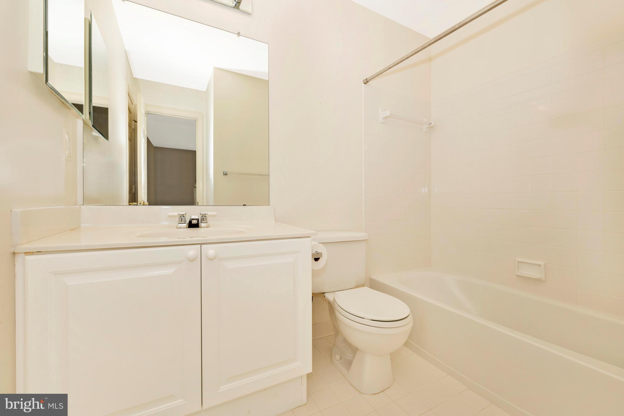2500 Five Shillings Road Frederick, MD 21701 - Photo 28 of 56 Bathroom 2
