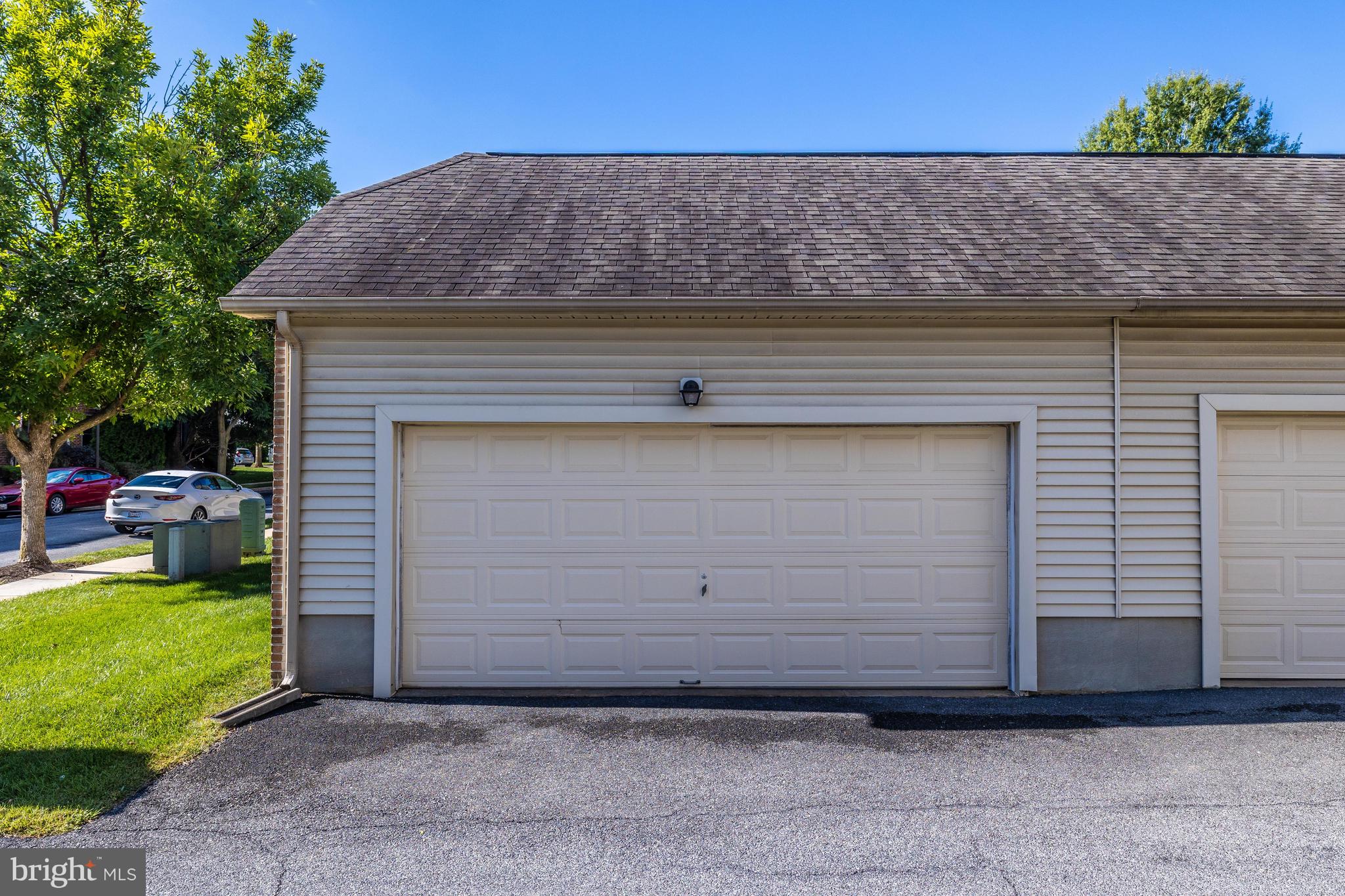 2500 Five Shillings Road Frederick, MD 21701 - Photo 40 of 56 Garage