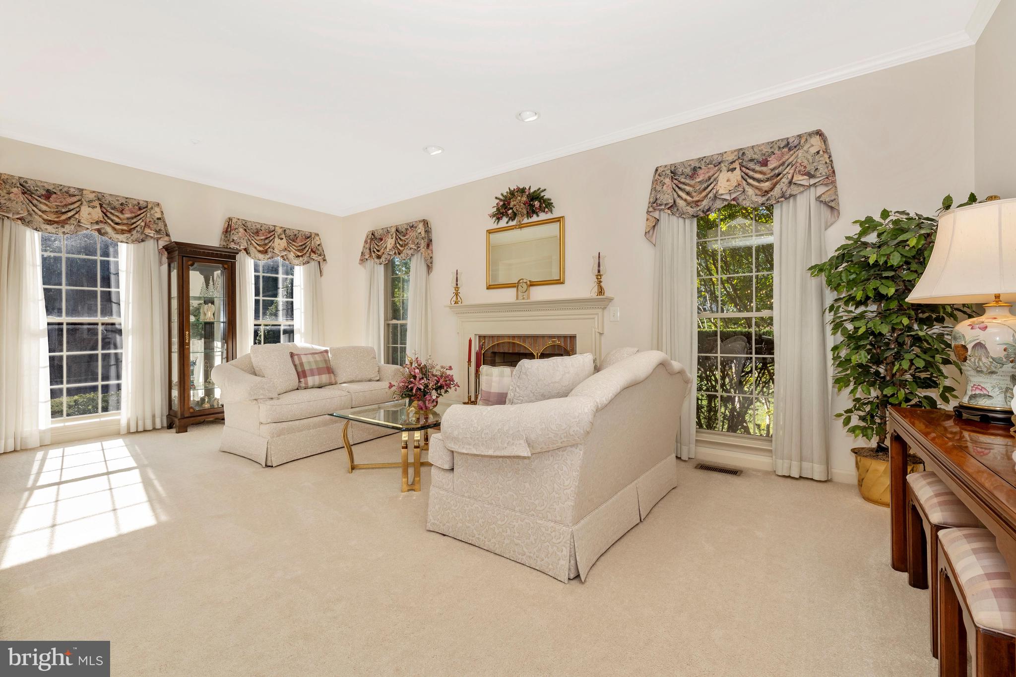 2500 Five Shillings Road Frederick, MD 21701 - Photo 7 of 56 Living Room