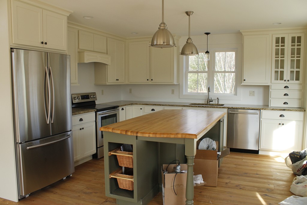 27 Pierce Road Westminster, MA 01473 - Photo 5 of 8 Gallery Image 5