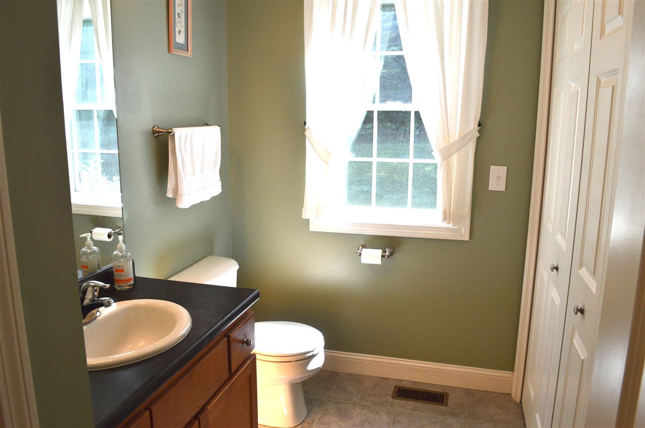 45 Amherst Road Merrimack, NH 03054 - Photo 25 of 35