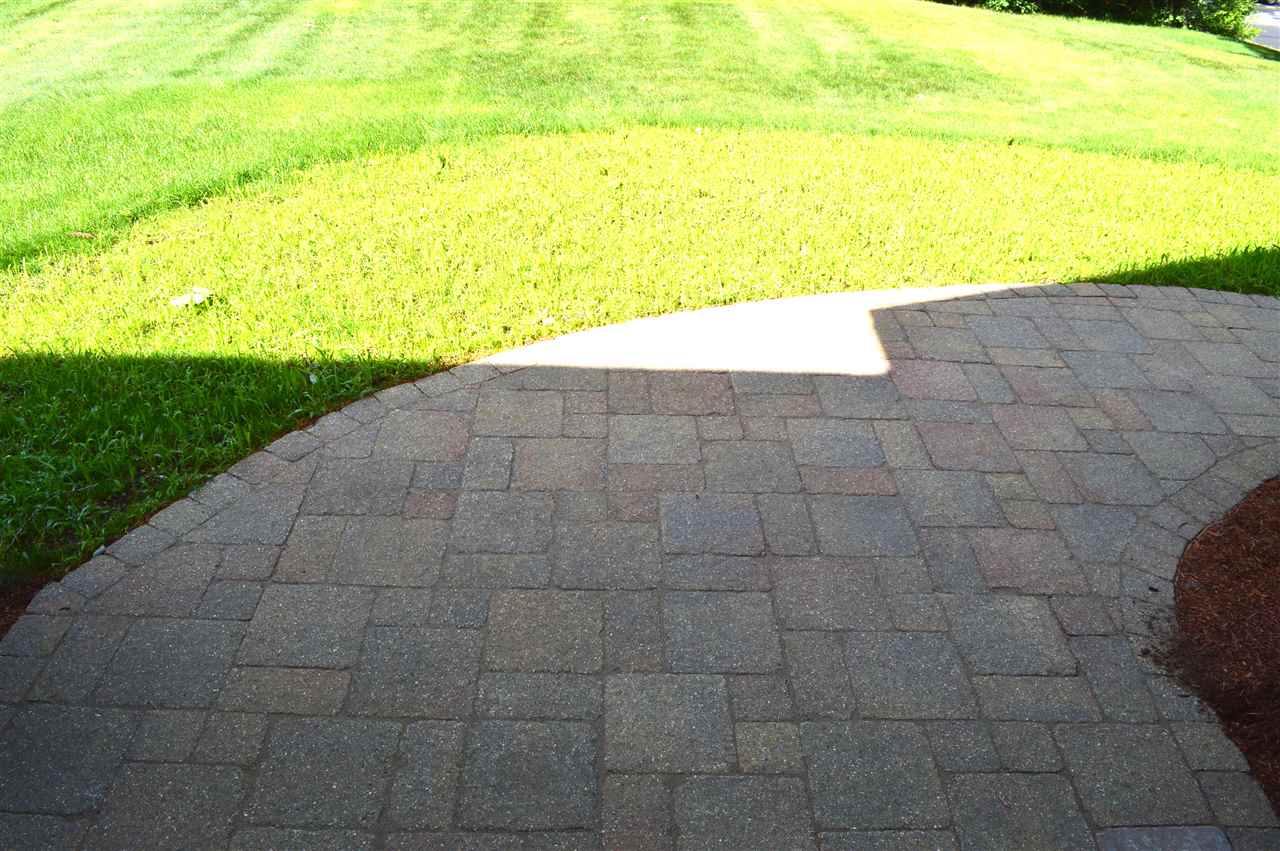 45 Amherst Road Merrimack, NH 03054 - Photo 5 of 35